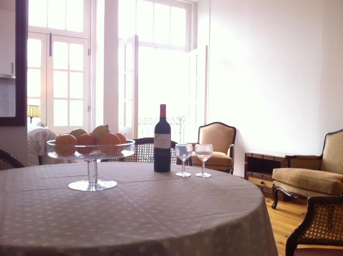 Historical Porto Apartment Room photo